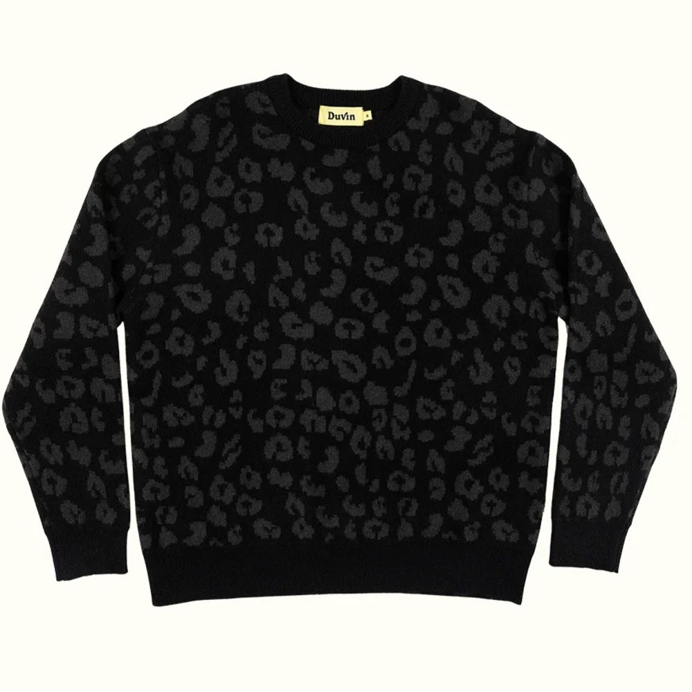 Duvin Design Pullover Animal Cheetah Print Sweater in Black & Gray size Small
